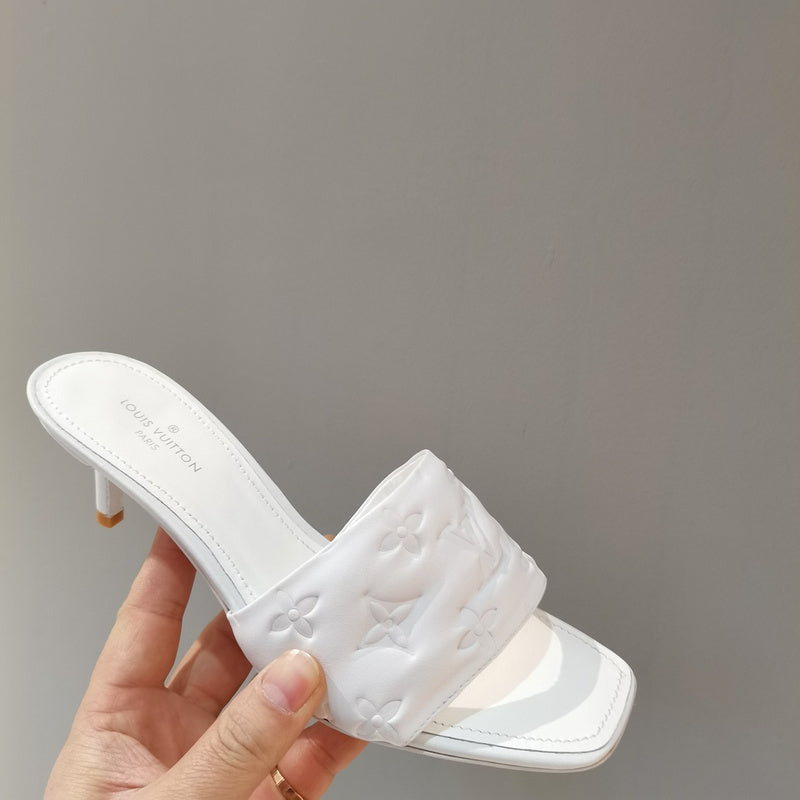 Louis Vuitton Camel Classic Ballet Flats - Heel Detail View