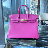  Contemporary tote bag front view