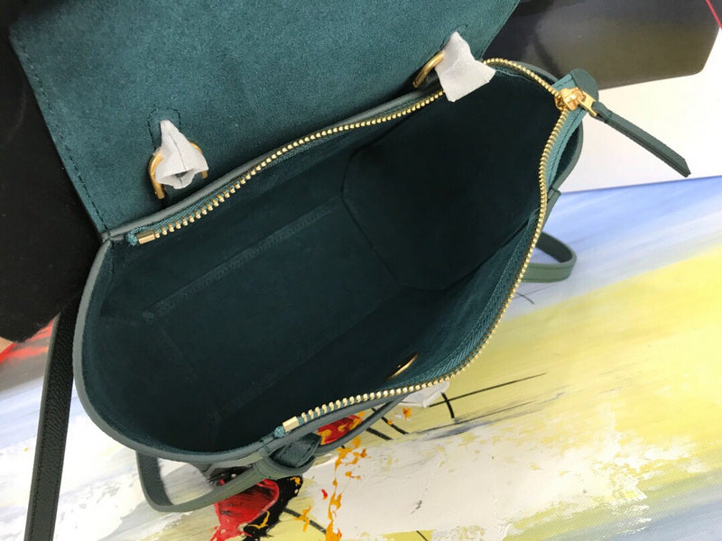 Handle and strap detail of statement modern women's handbag – women's premium purse