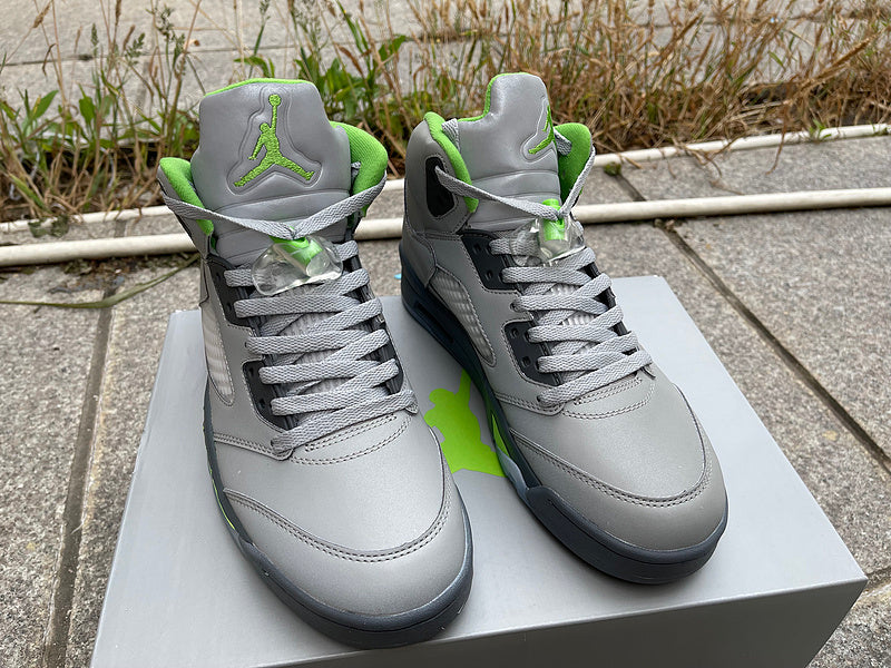 Nike Men's & Women's Designer Lifestyle Shoes — Style 248 back view