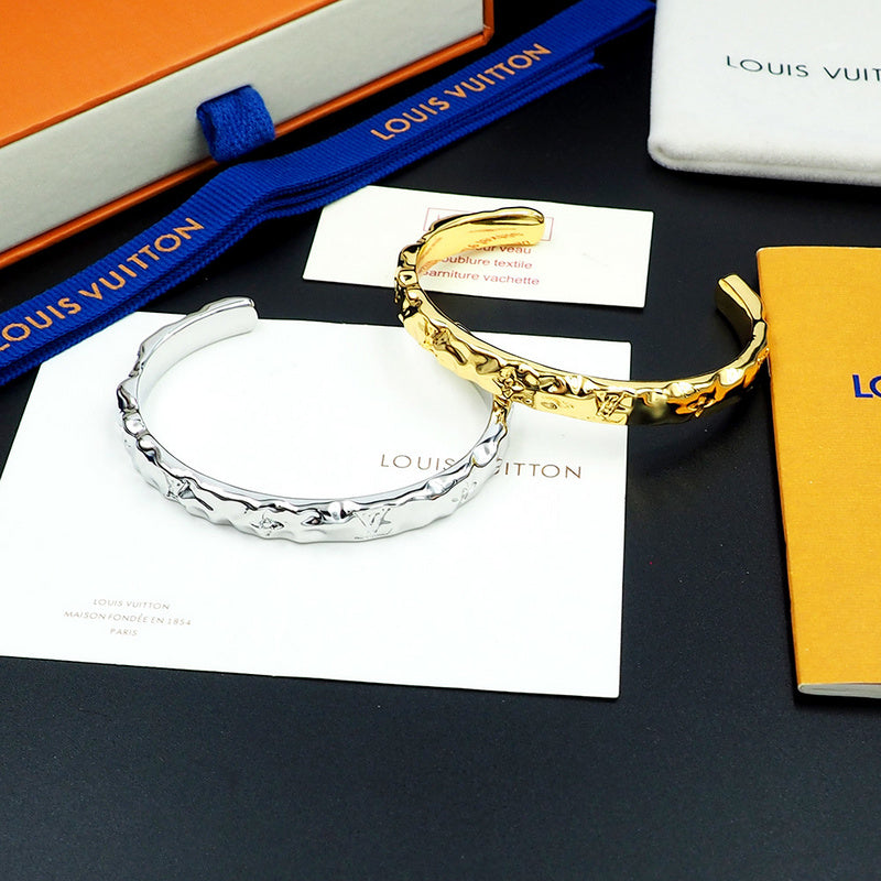 Lifestyle view of Cartier unisex jewelry piece