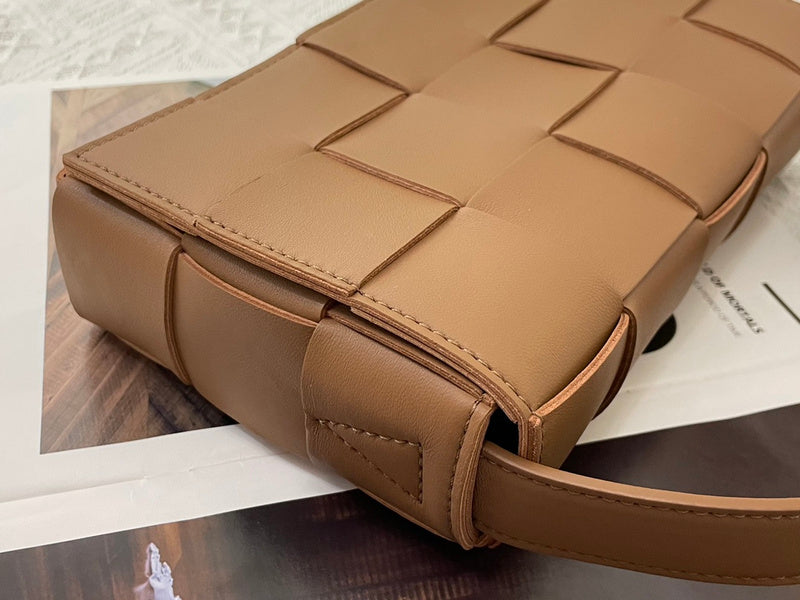 Polished Faux Leather Handbag - Modern Structured Build | Women's Luxury Handbag #1619 - texture close-up (image 9) of designer-inspired handbag
