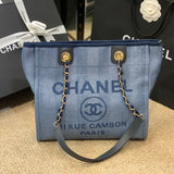  handbag, spacious everyday style, image 1