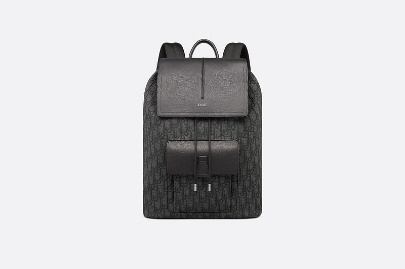 Side profile of premium everyday-luxe women's handbag – women's luxury accessory