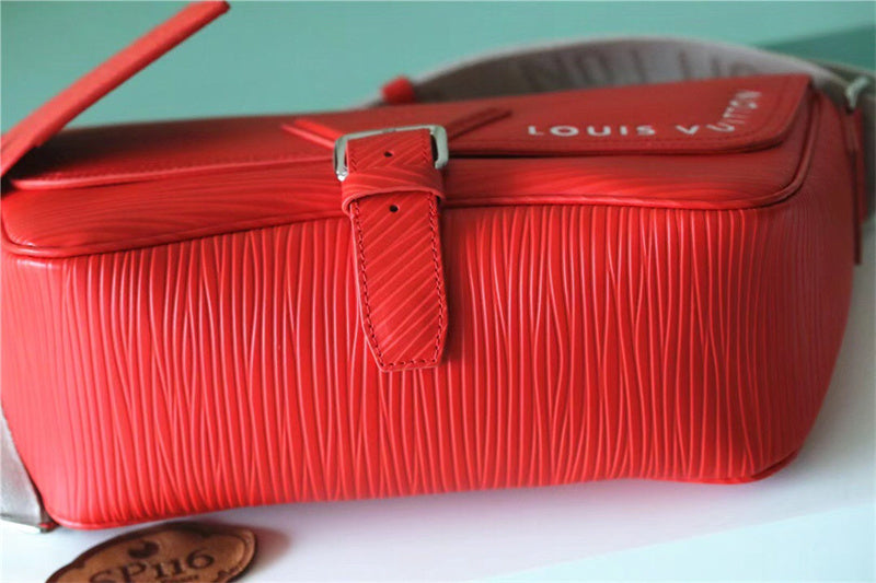 Chic structured bag carried on shoulder 16