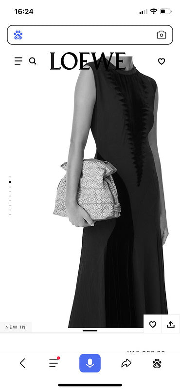 Ziva's Charm handbag – lifestyle view (18cm*23.9cm*9cm)