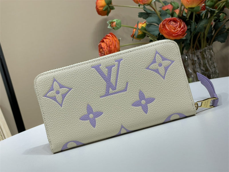  Clean-Lined top-handle bag carried on shoulder