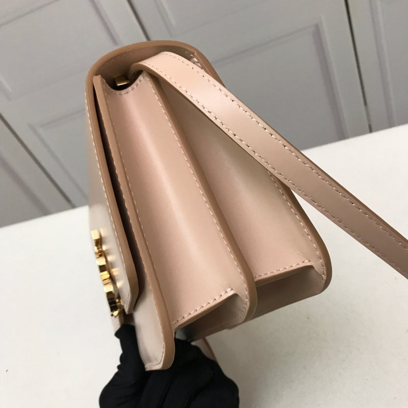 Ziva's Charm handbag – back view (one versatile size)