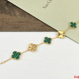 Full view of Van Cleef & Arpels unisex jewelry piece