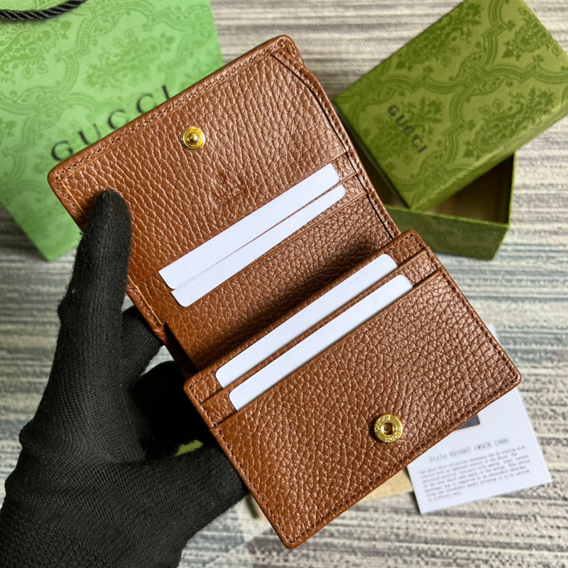 Interior view of chic everyday-luxe women's handbag – women's luxury handbag