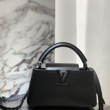  Essential structured bag front view