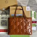 Front view of modern everyday-luxe women's handbag – women's designer-style accessory