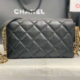 Zivas Charm Everyday Sophistication Everyday Handbag (Designer-Inspired Craftsmanship) – Close-Up Detail