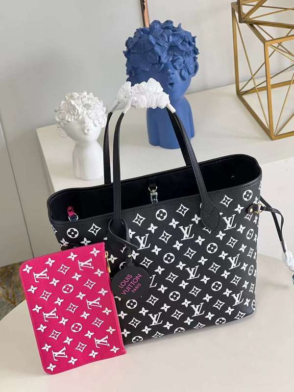 Close-up detail of polished chic women's handbag – women's designer-style accessory