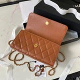  handbag, compact everyday style, image 2