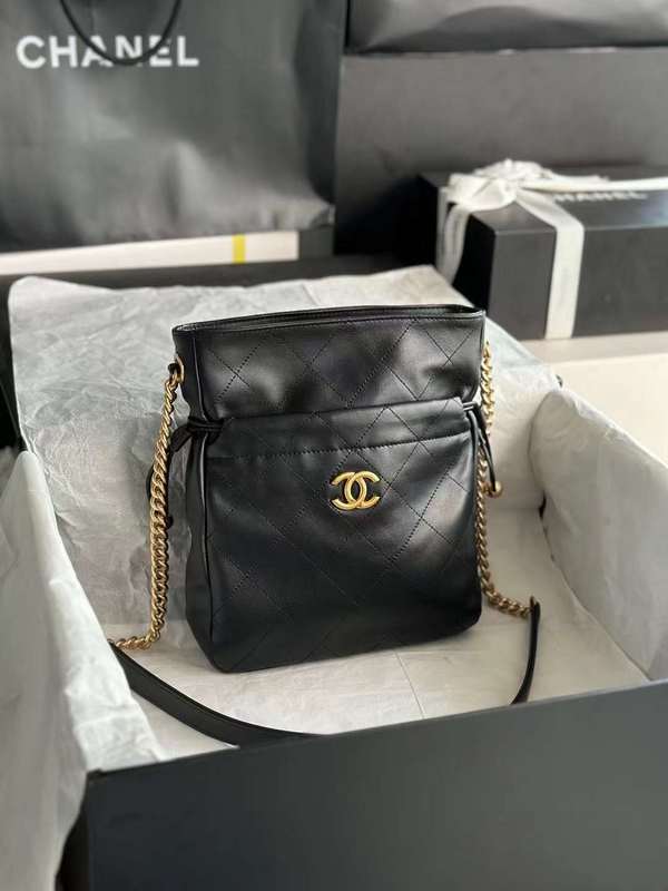 Zivas Charm Signature Style Everyday Handbag (Effortless Style Upgrade) – Full Silhouette