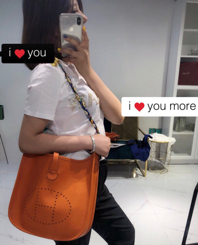Minimalist handbag styled for everyday wear