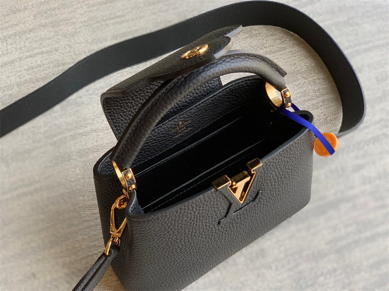  Classic shopper bag front view 25