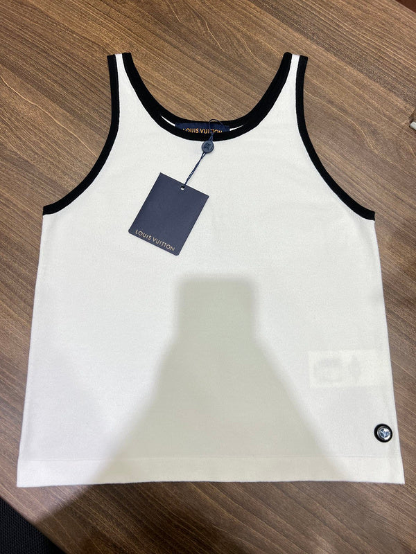 Back view of Louis Vuitton cotton t-shirt with contemporary cut