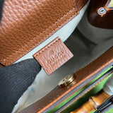Side profile of refined classic women's handbag – women's designer-style accessory
