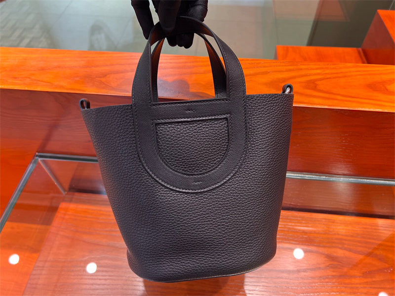 Sophisticated bag women's premium everyday handbag