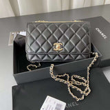 Zivas Charm Sleek Silhouette Luxury Handbag (Elevated Accessory Essential) – Lifestyle Shot