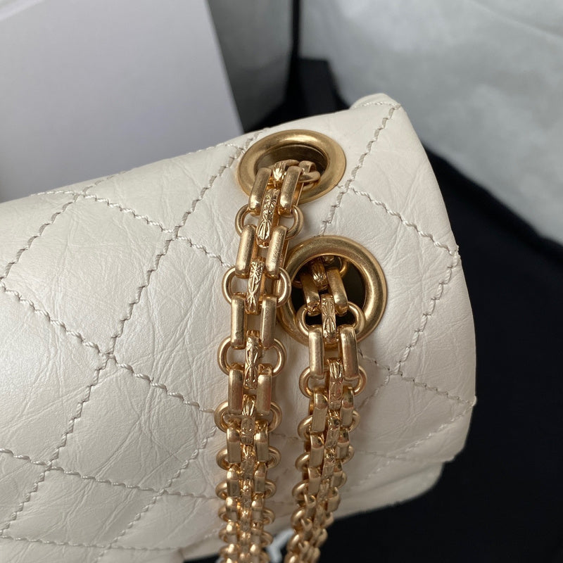  women's handbag, versatile design, view 4