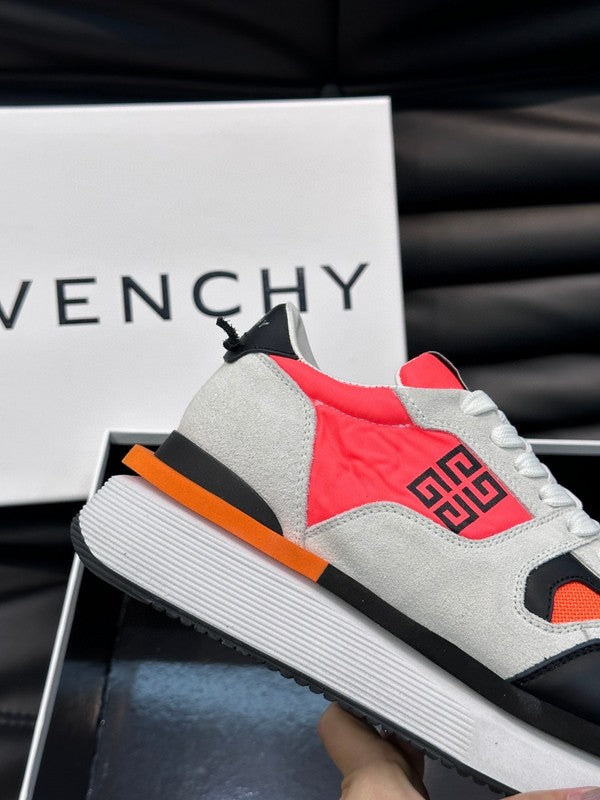 Givenchy shoes Style 130 - sole and craftsmanship detail