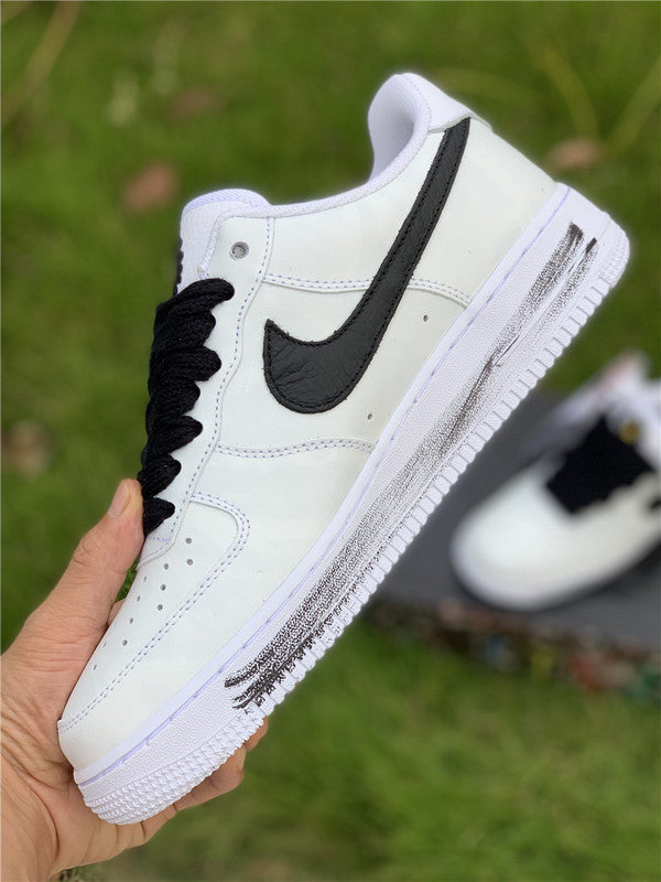 Nike Men's & Women's Luxury Fashion Trainers — Style 066 interior view