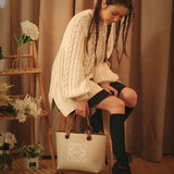 Ziva's Charm handbag – detail view (22cm*9cm*19.5cm)