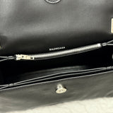 Zivas Charm Versatile Design Statement Handbag (Versatile Style Statement) – Styled Look