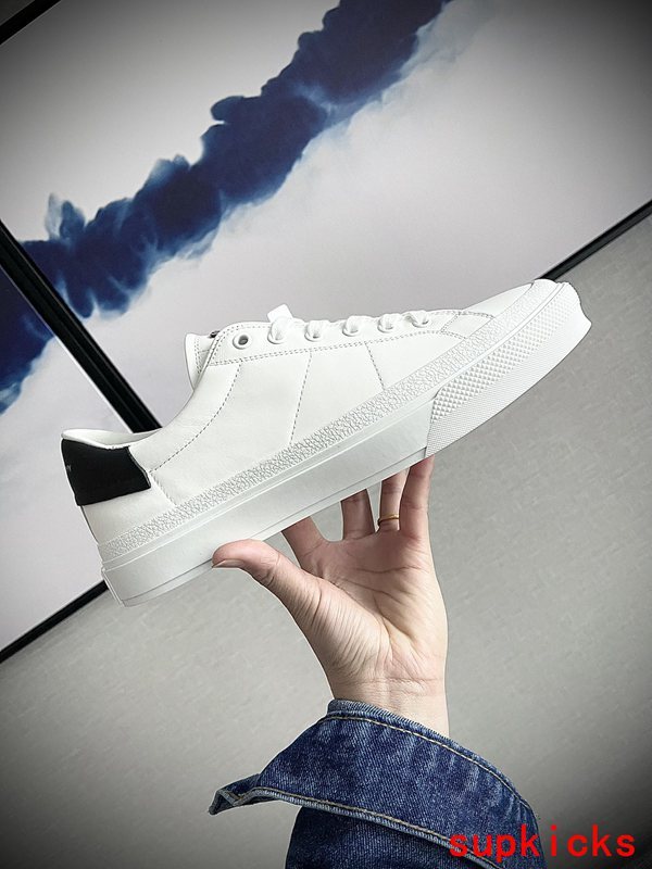 Givenchy shoes Style 012 - top view showing design