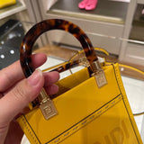 Ziva's Charm handbag – product shot (13cm*6.5cm*18cm)