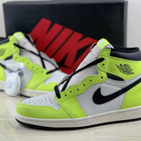 Nike Men's & Women's Designer Low-Top Shoes — Style 221 interior view