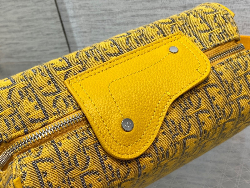 Styled lifestyle shot of everyday-luxe premium women's handbag – women's statement bag