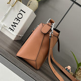  shoulder bag interior and compartment view 45