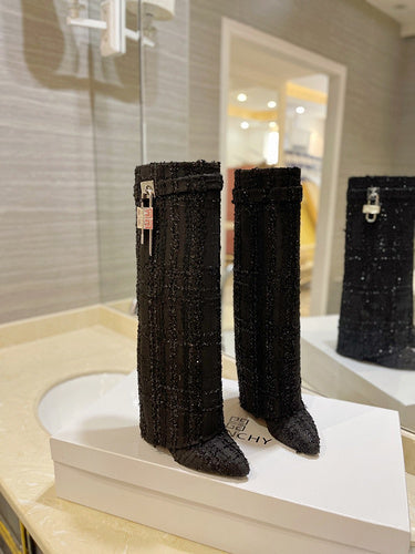Givenchy shoes Style 152 - texture and material detail