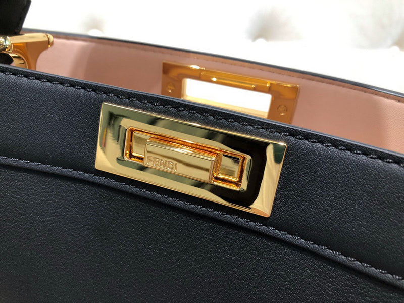 Ziva's Charm handbag – full view (Standard Size)