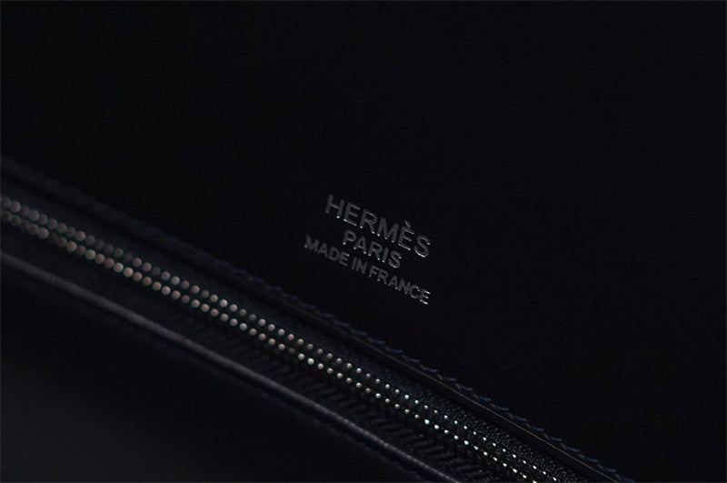  statement everyday bag detail view showing craftsmanship