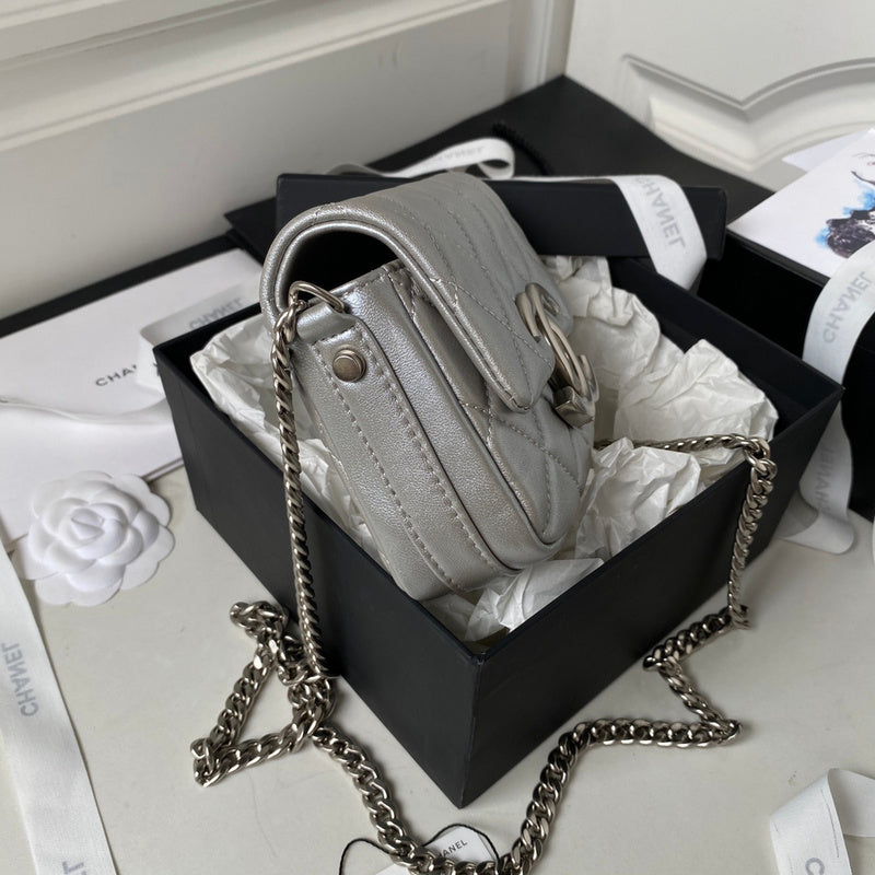 compact purse view 10