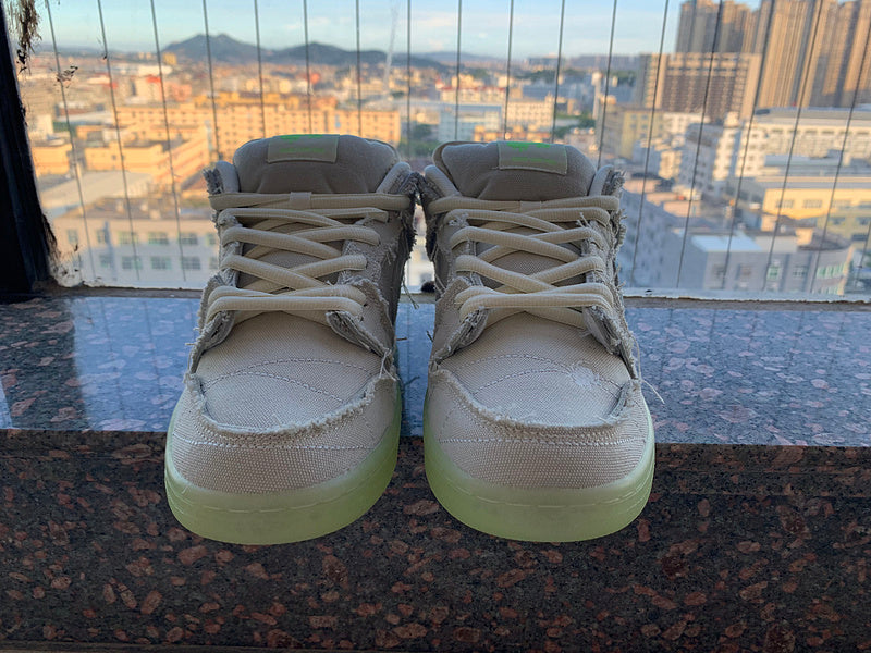 Nike Men's & Women's Luxury Lifestyle Trainers — Style 195 interior view
