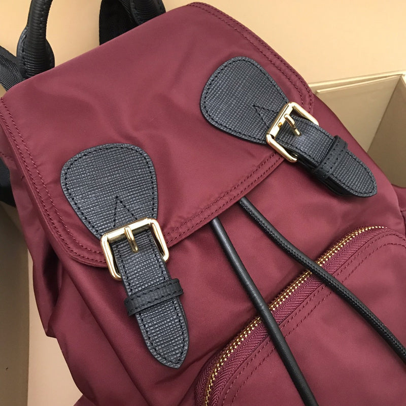 Ziva's Charm handbag – close-up view (one versatile size)