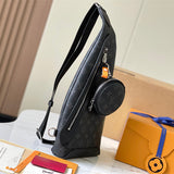  Essential handbag carried on shoulder