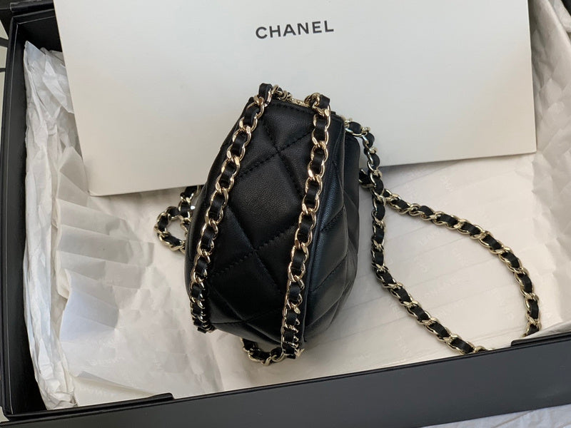  handbag, compact everyday style, image 7