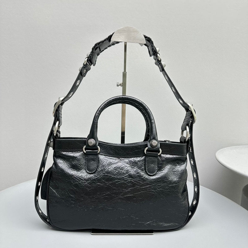 Zivas Charm Elevated Essentials Statement Handbag (Premium Everyday Carry) – Full Silhouette
