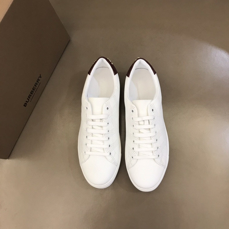 Burberry shoes Style 265 - logo and branding close-up