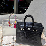  sophisticated shopper bag styled with outfit 12