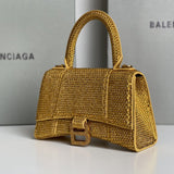 Zivas Charm Contemporary Flair Statement Handbag (Everyday Luxury Essential) – Close-Up Detail