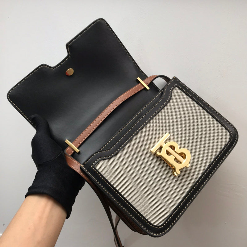 Ziva's Charm handbag – carry view (one versatile size)
