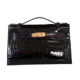  Refined shoulder bag carried on shoulder 10